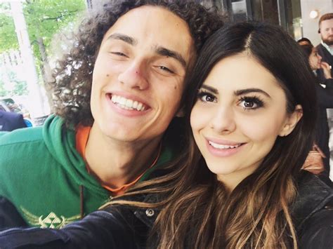 kwebbelkop girlfriend name.